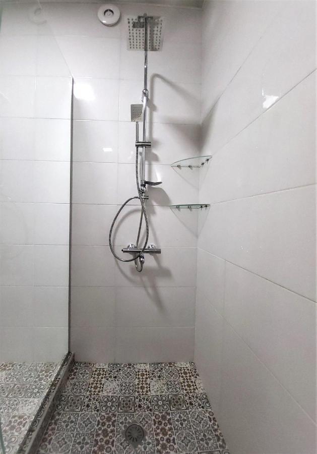 Avlabari Apartment - New One Tbilisi Esterno foto